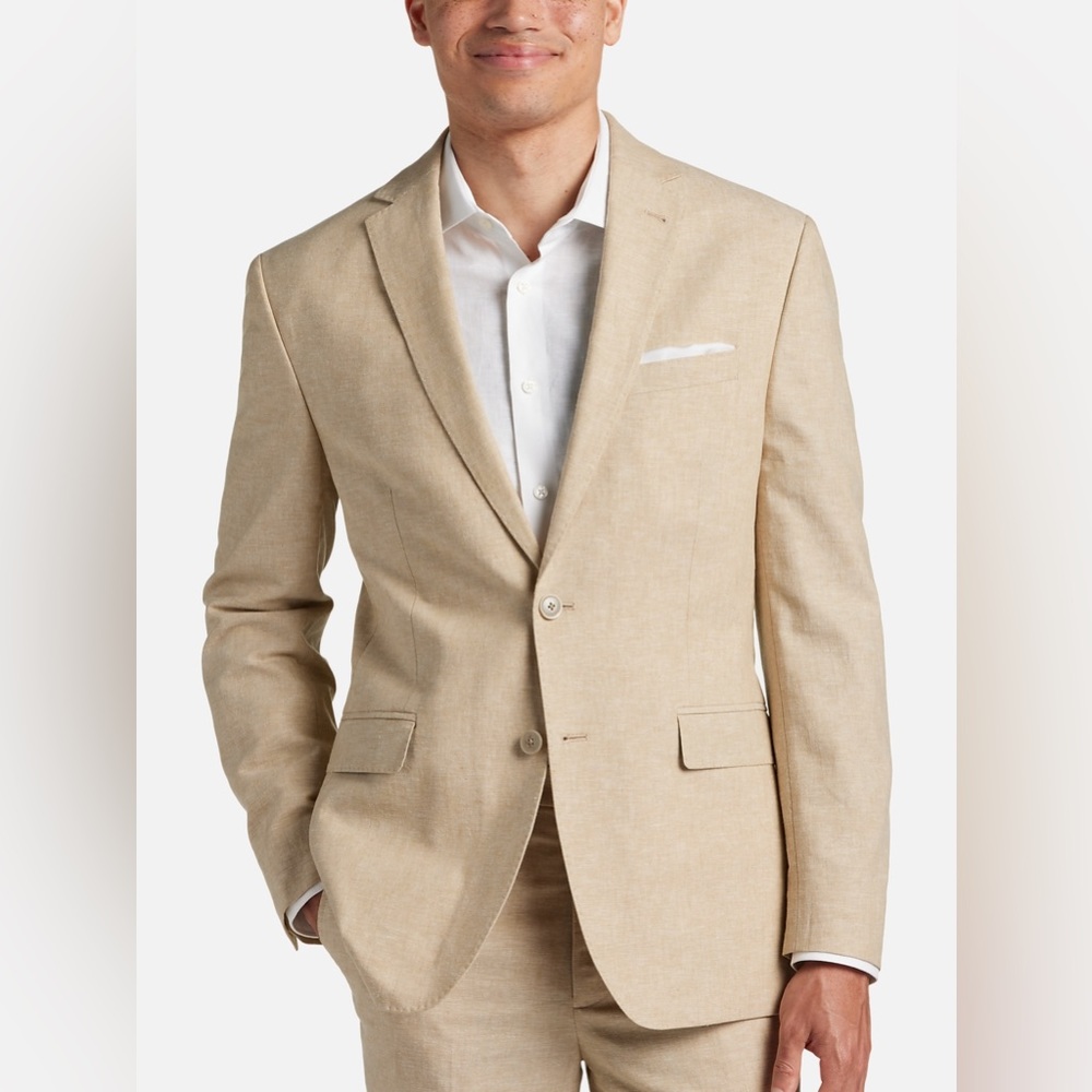 Men’s Wearhouse Tan Linen Suit Gem